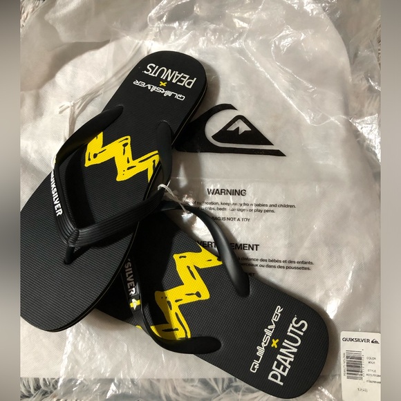 Quiksilver Mens Limited Edition w/Peanuts Black Flip Flops NWT! - Picture 1 of 6